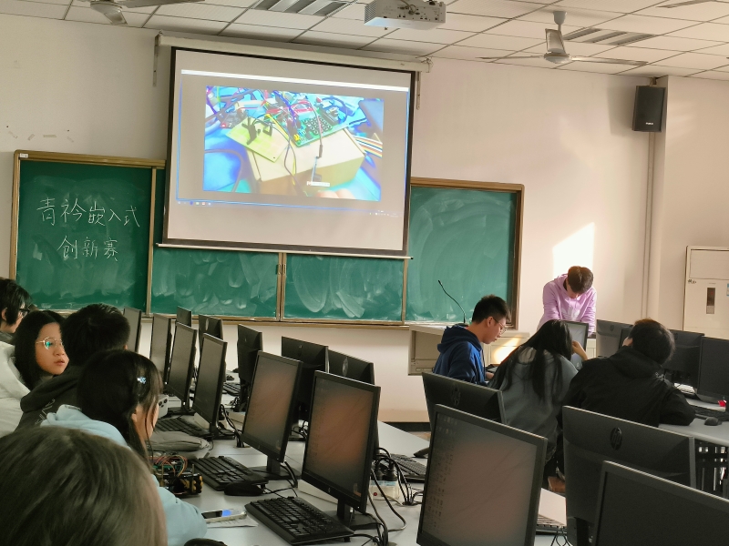 融合創(chuàng)新，賦能未來 重慶文理學(xué)院電子信息工程學(xué)院技術(shù)服務(wù)概覽